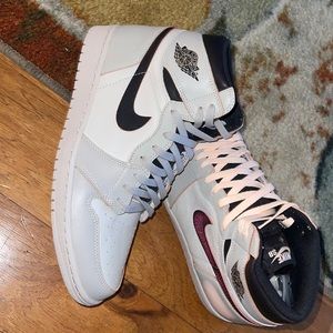 Brand New, never worn Jordan 1 Defiant High Tops